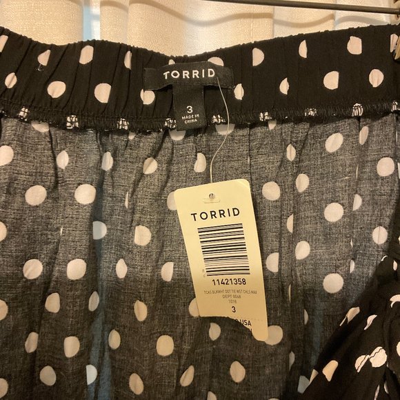 Torrid Black Polka Dot Challis Wrap Skirt 3 White New NWT Hi-Lo Hem Ruffle Trim - Picture 10 of 10